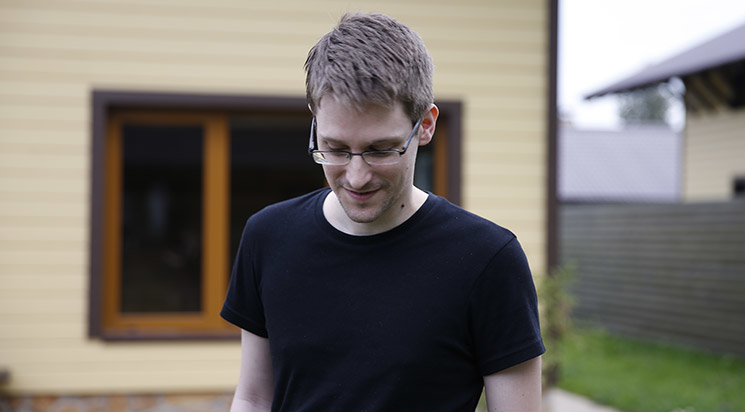 Edward Snowden dans Citizenfour de Laura Poitras