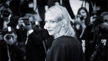 Service de Presse du Forum des images. Cate Blanchett face aux photographes.