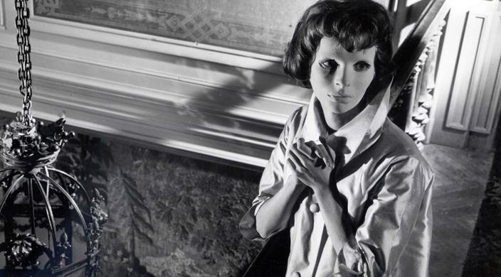 Les Yeux sans visage